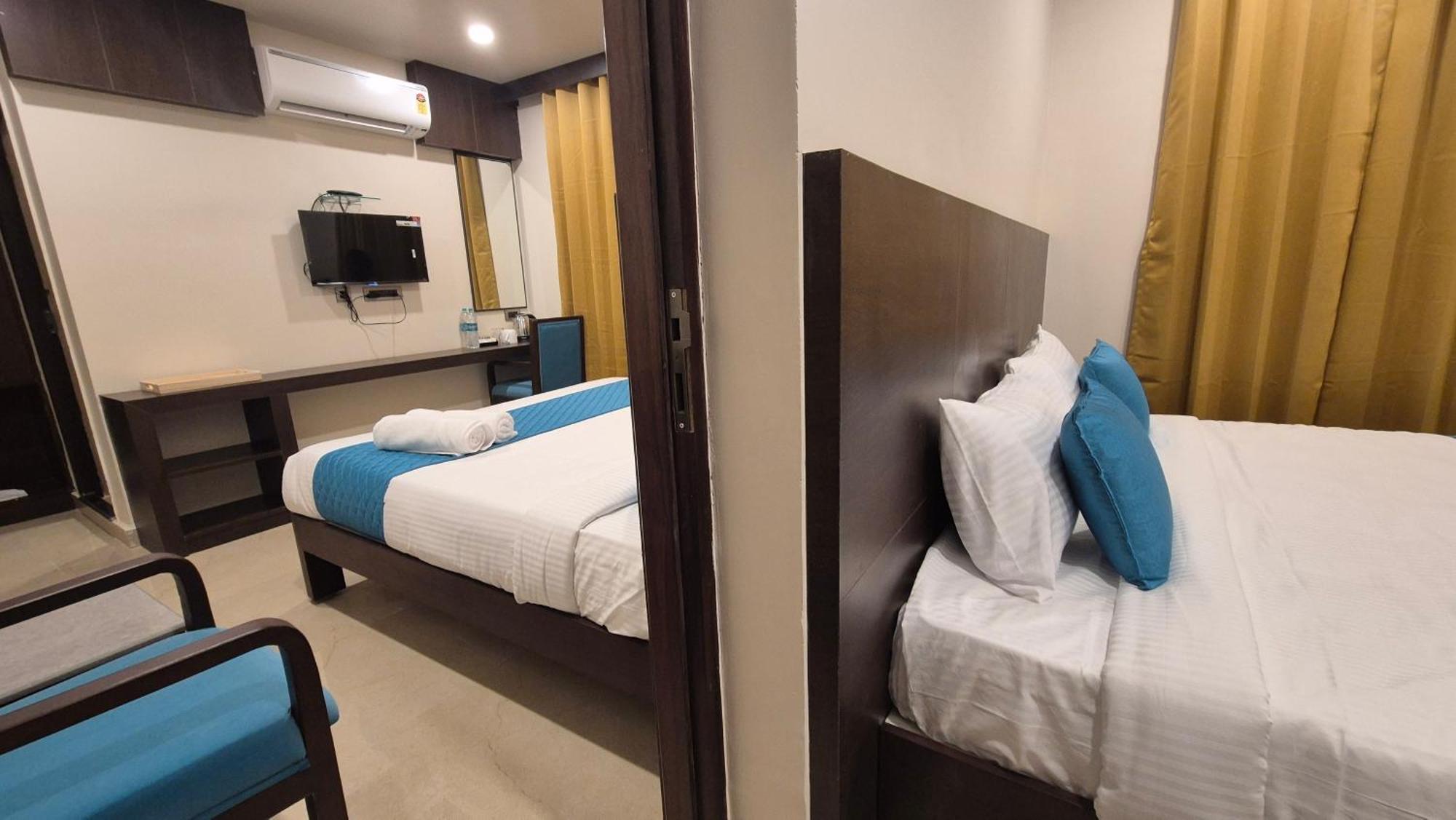 Hotel Janas Tirupati Exterior photo